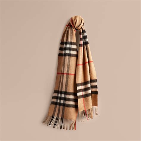 classic check burberry scarf.